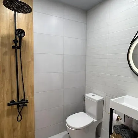 Апартамент Cozy Boutique In *